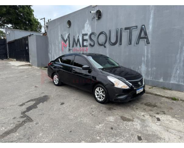 Foto de NISSAN VERSA SV FLEX 2017 - PRETO - GASOLINA