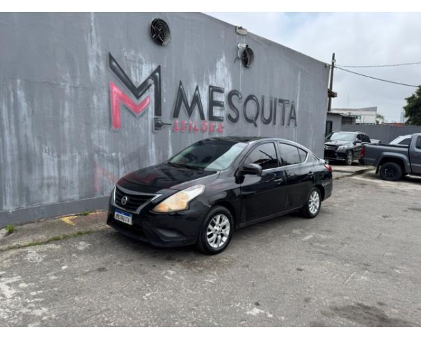 Foto de NISSAN VERSA SV FLEX 2017 - PRETO - GASOLINA